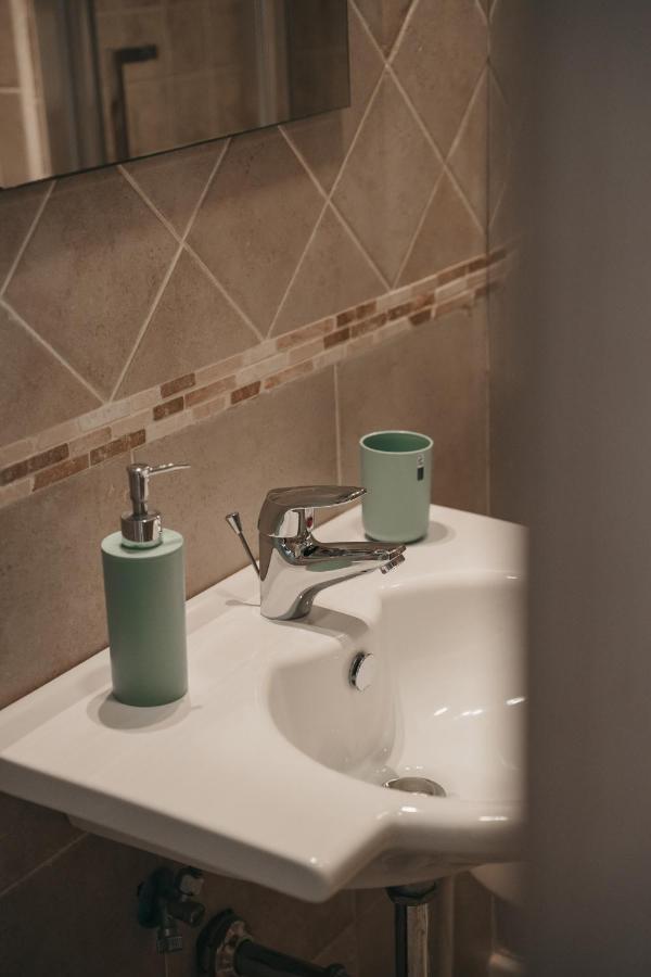 Bed and Breakfast Dimora Mariu Taranto Exterior foto