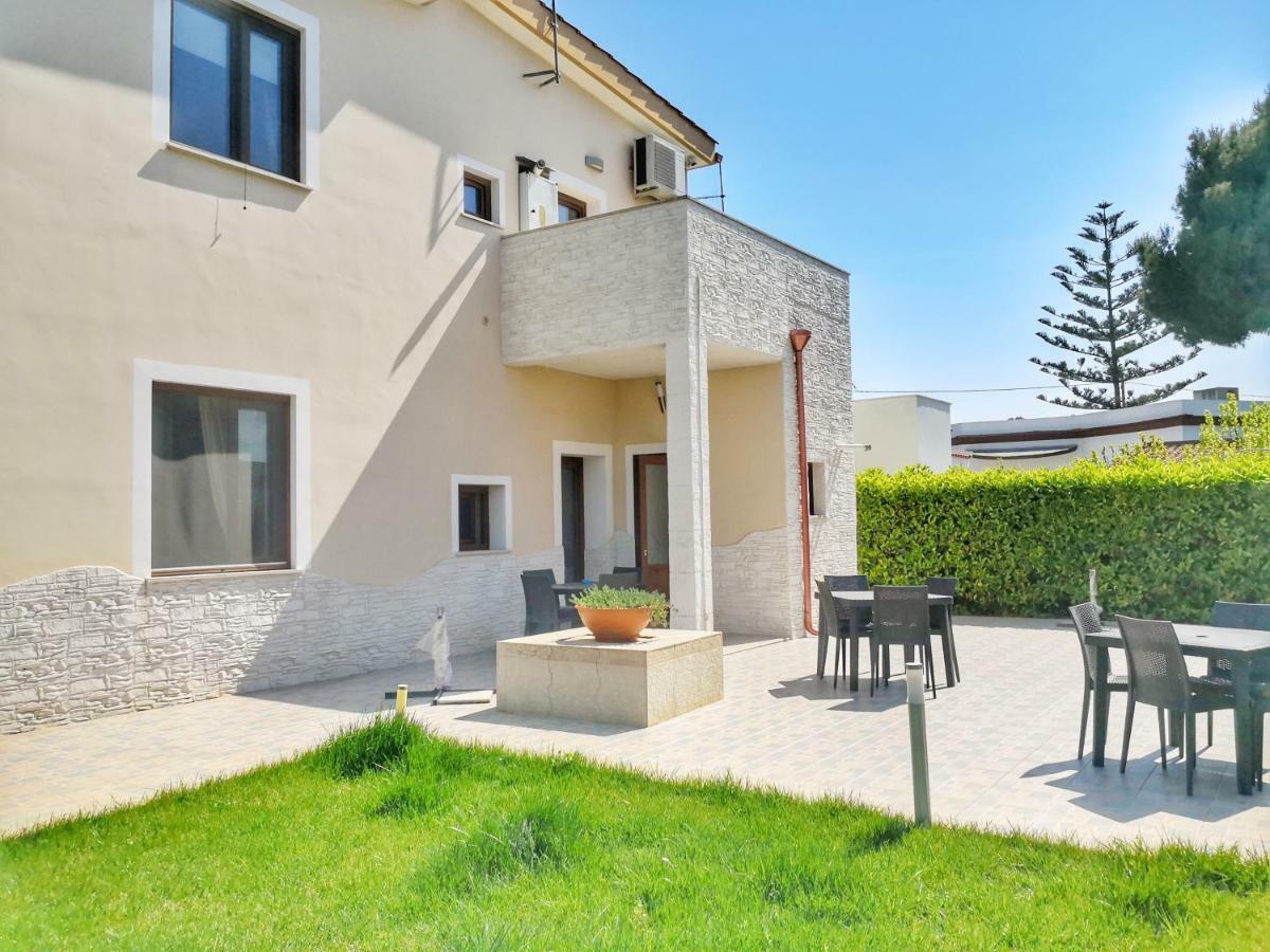 Bed and Breakfast Dimora Mariu Taranto Exterior foto